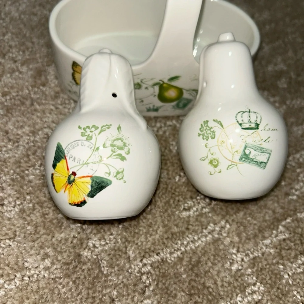Mikasa antique countryside